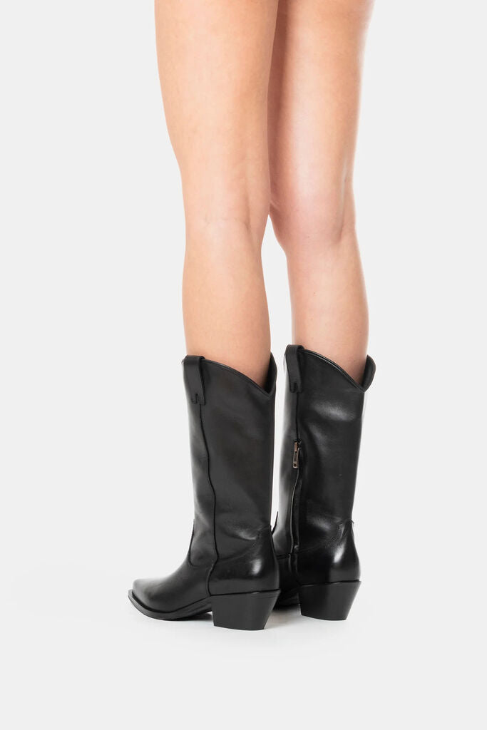 Black Leather Western Boots with Block Heel