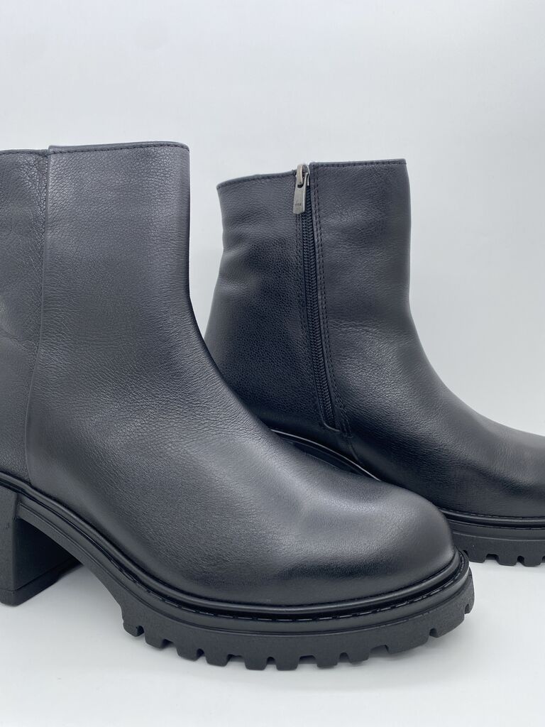 Black Chunky Heel Ankle Boot