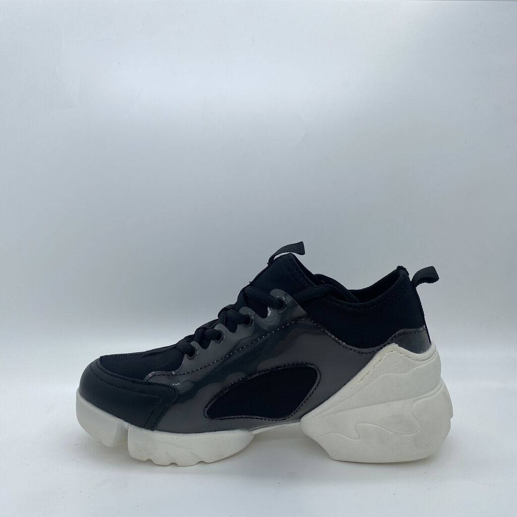Black Glossy Chunky Sneakers with Contrast Sole