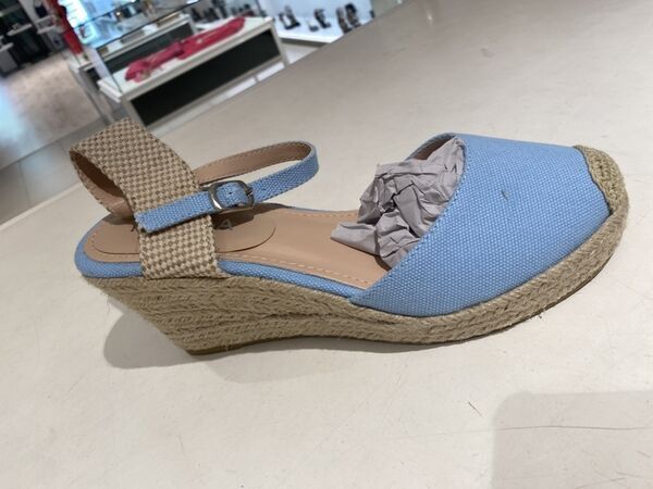 Canvas BLU
