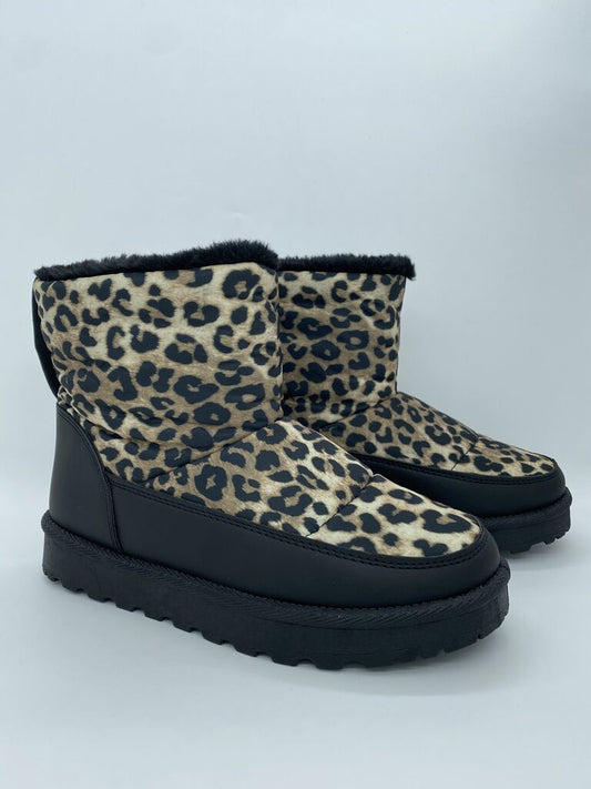 Leopard Print Cozy Ankle Boots