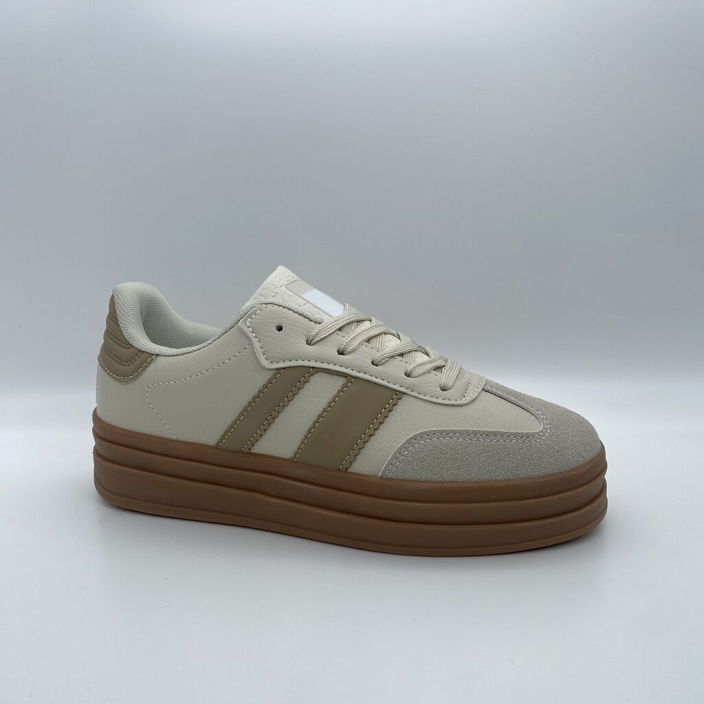Cream Leather Sneaker with Gum Sole