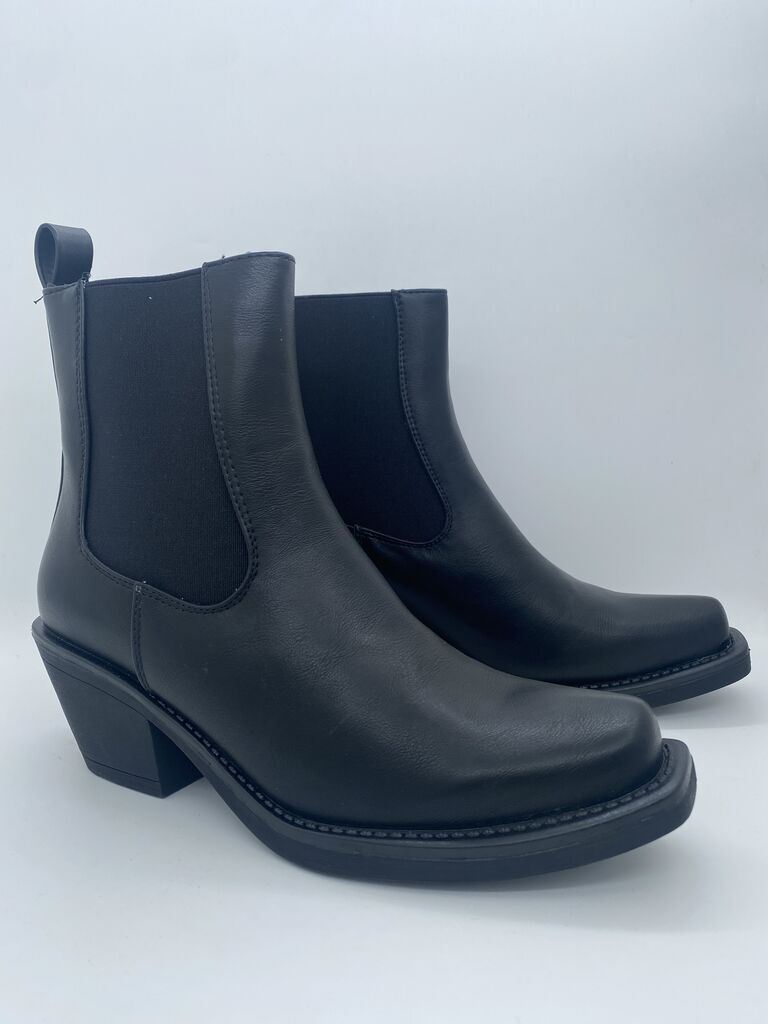 Black Leather Ankle Boots with Block Heel