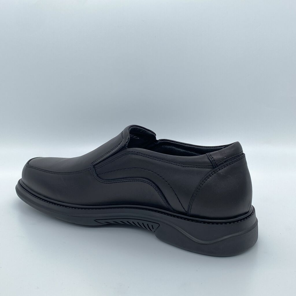 Black Slip-On Leather Shoe with Cushioned Sole