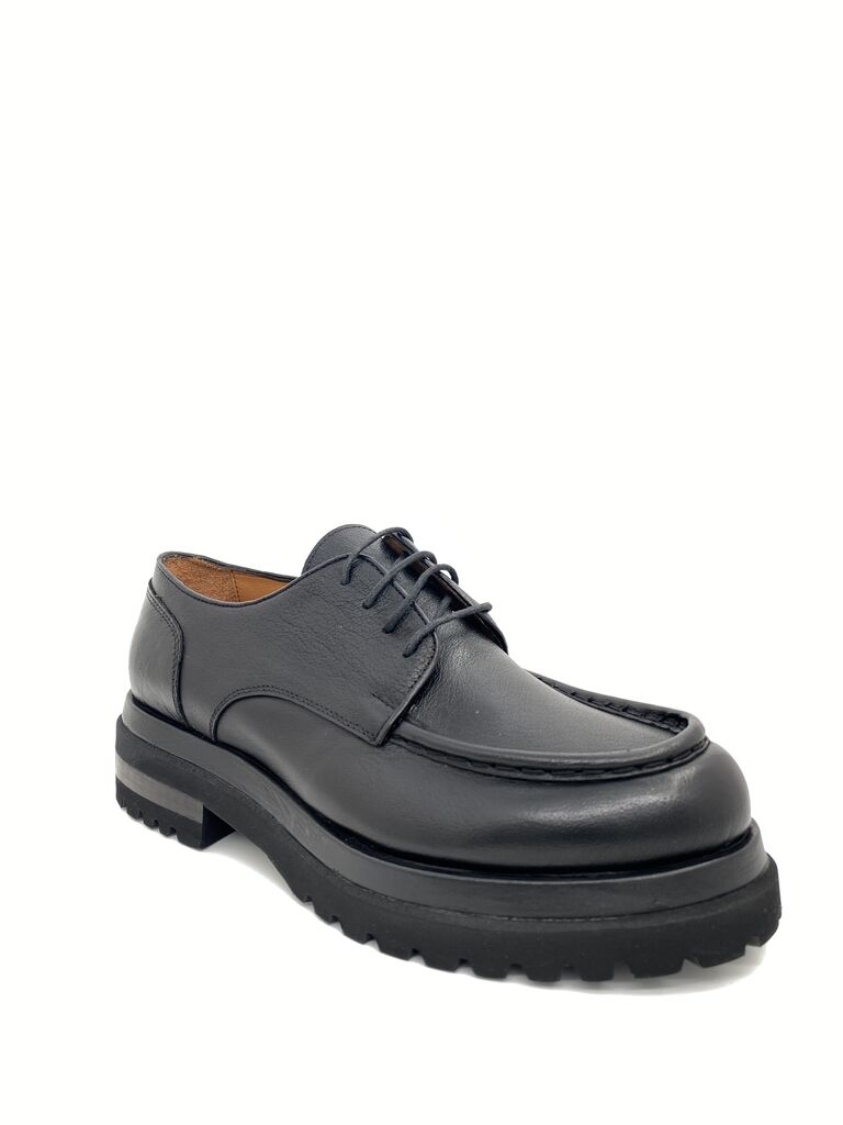 Black Leather Derby Shoes with Sturdy Sole