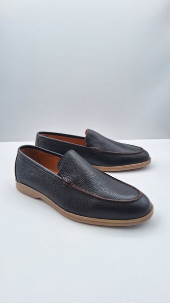 Black Textured Loafers with Contrasting Sole