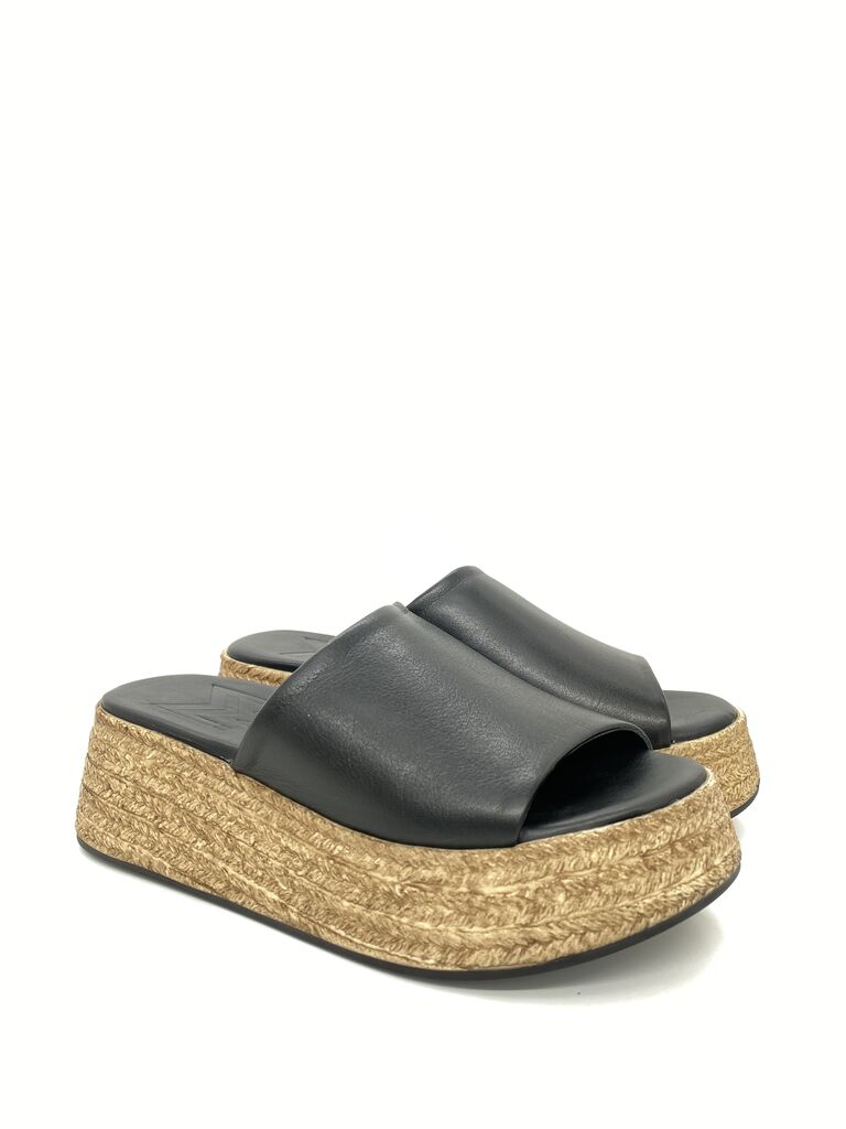 Heeled Mule Open-Toe Nappa BLACK
