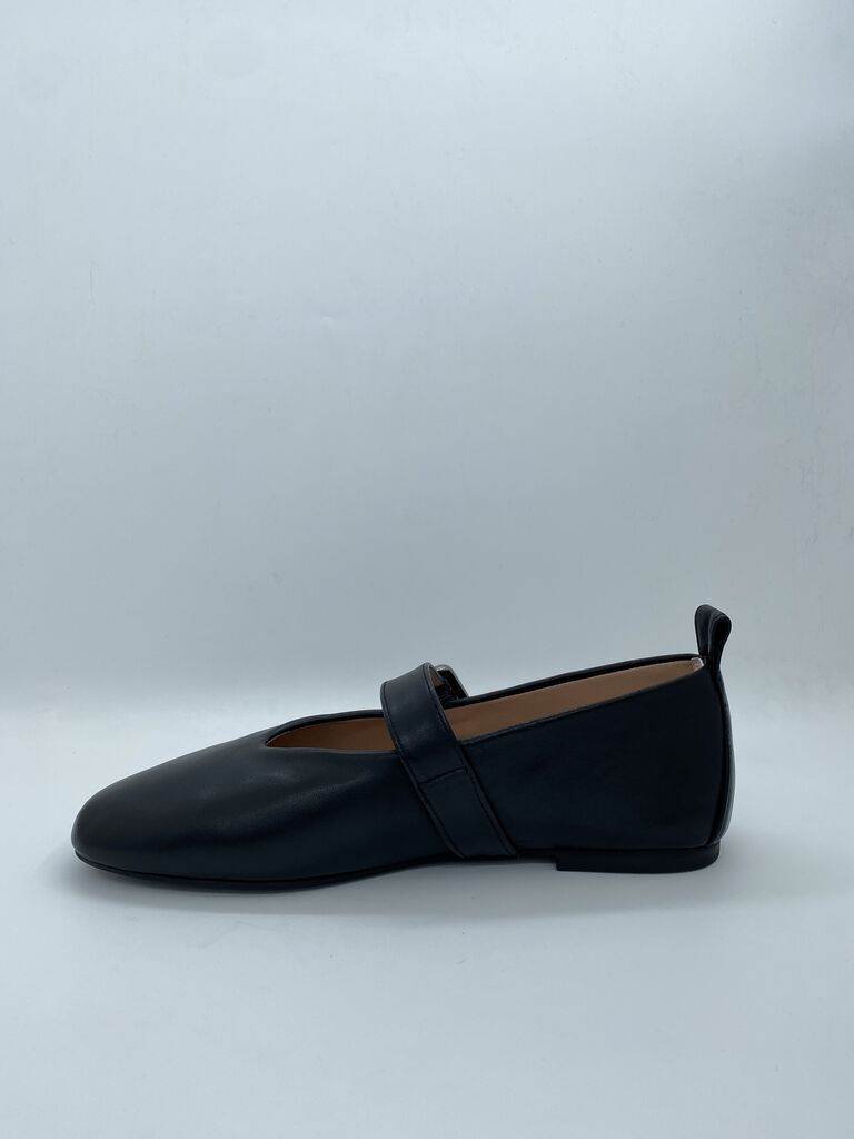 Black Leather Ballerina Flats with Buckle Detail