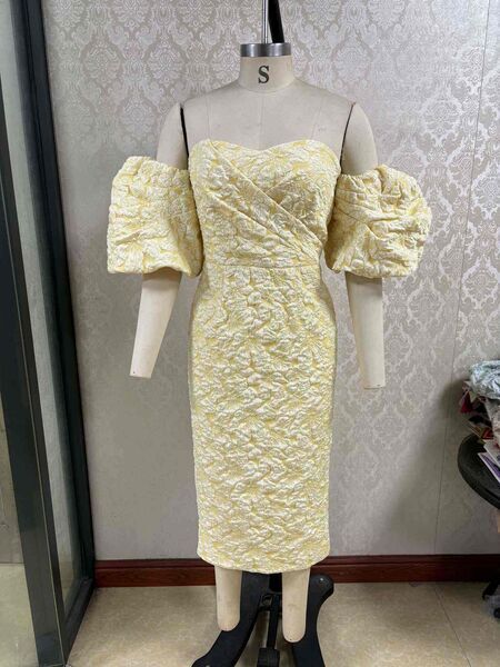 Dress - JAUNE