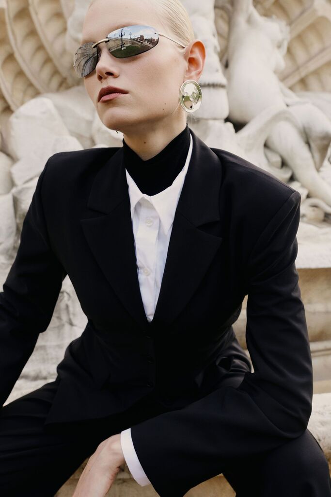 Black Tailored Blazer with Button Closure