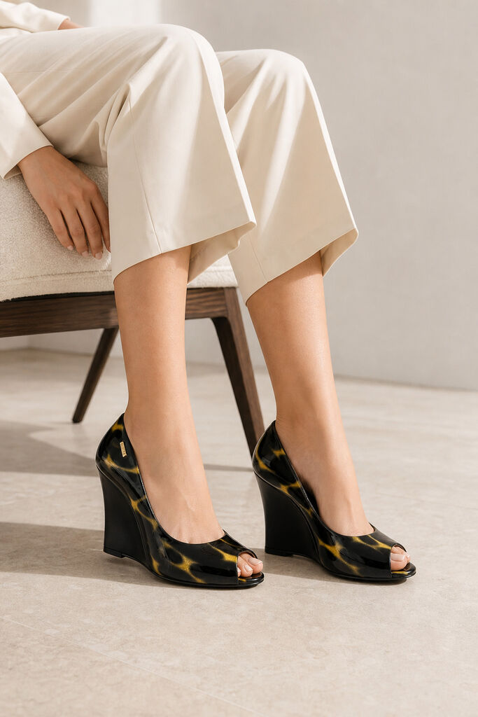 Shoes Vernice Ner/Oro