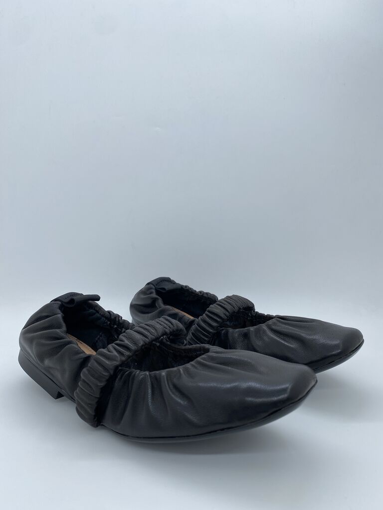 Black Elastic Flats with Gathered Details