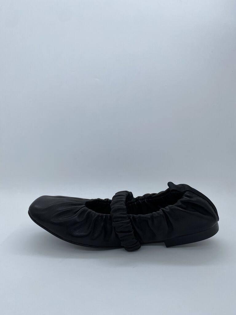 Black Elastic Flats with Gathered Details