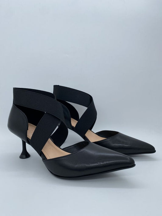Black Crisscross Strap Heels with Unique Heel