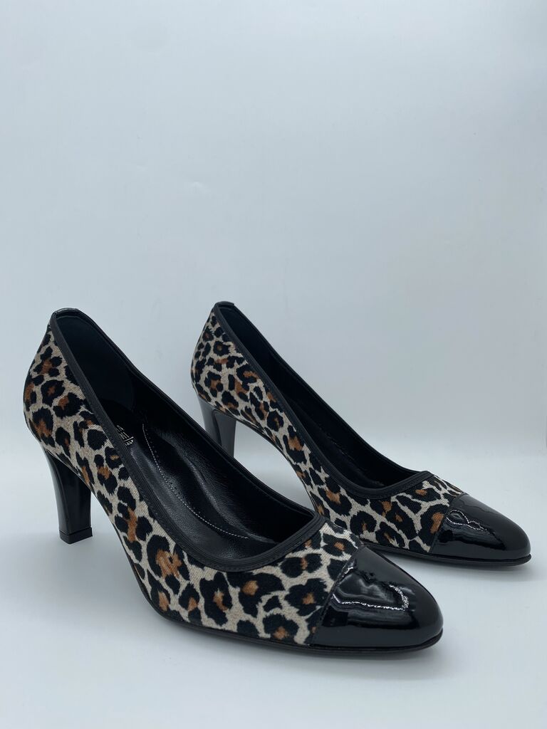 Leopard Print Patent Leather Heels with Glossy Toe
