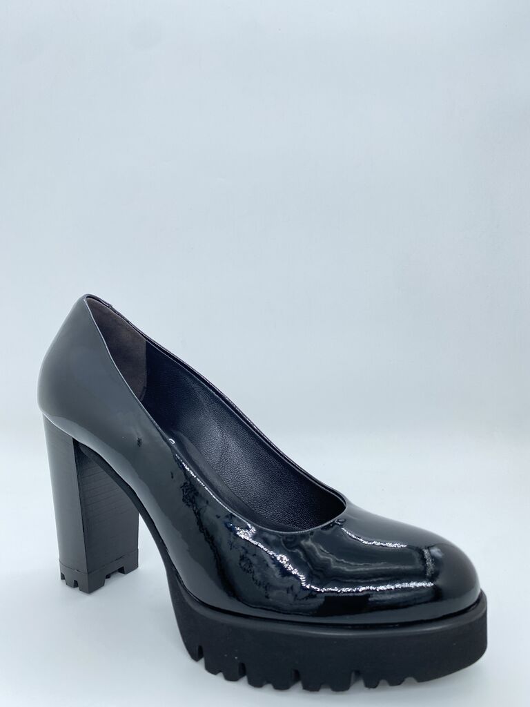 Black Patent Platform Heel with Lug Sole