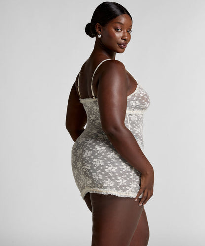 SD ALLOVER LACE DARCY