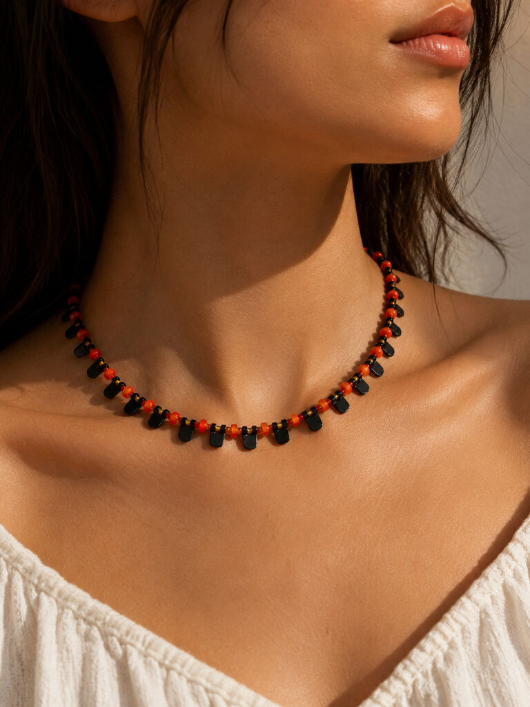 Black and Orange Round