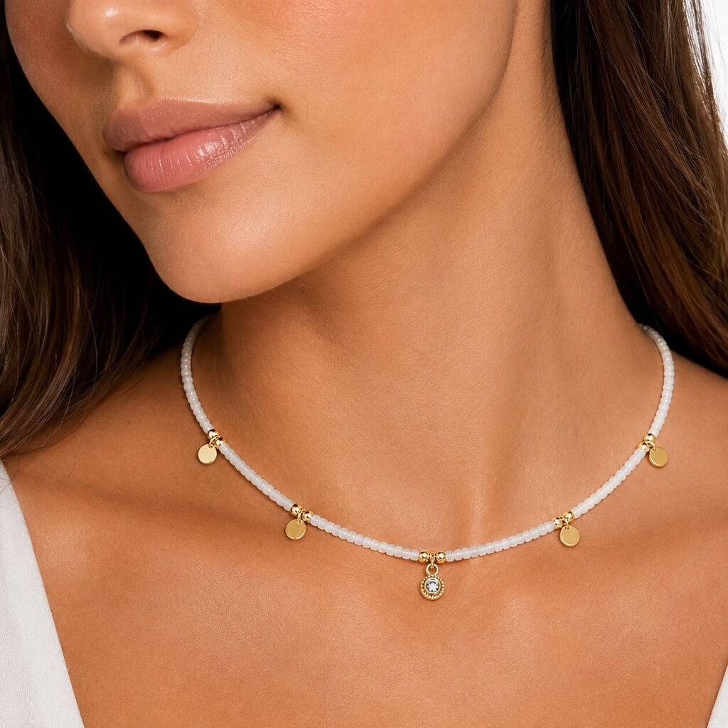 White Gold Circle Accent