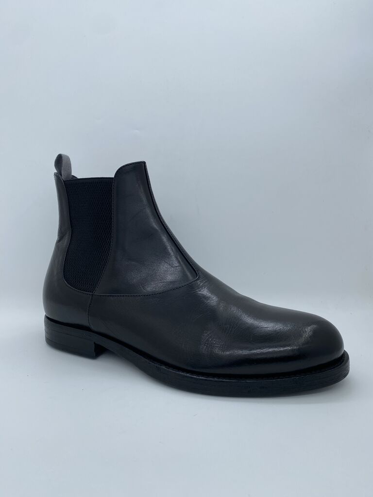 Black Leather Ankle Chelsea Boot