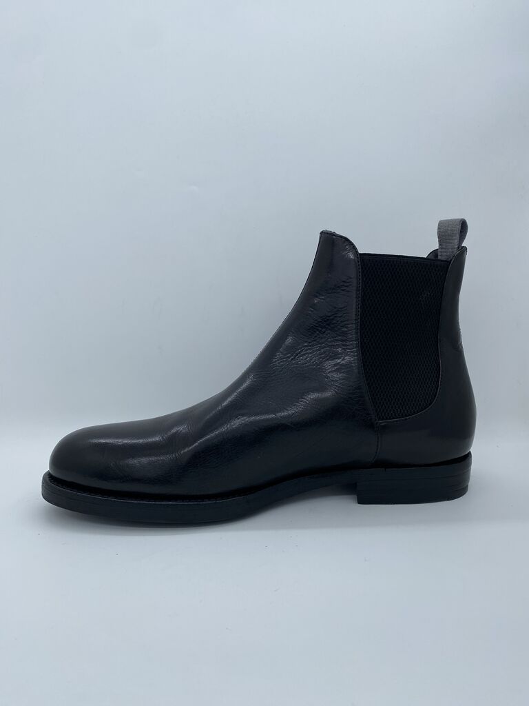 Black Leather Ankle Chelsea Boot