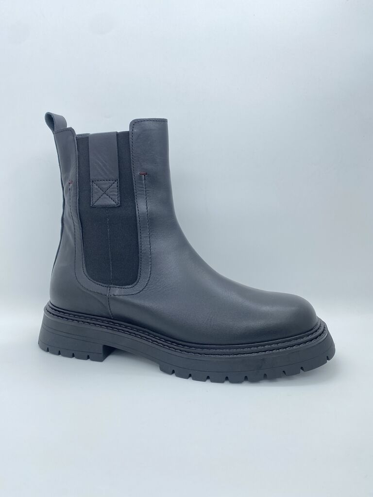 Black Leather Ankle Boot with Chunky Sole
