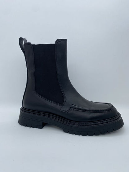 The Kind Nappa BLACK