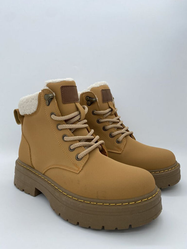 Camel Faux Fur Lined Lace-Up Boots with Chunky Sole