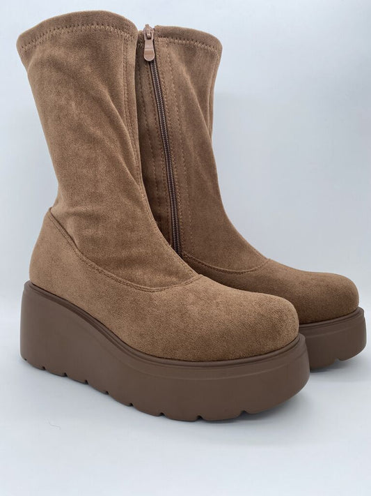 Brown Suede Platform Boots with Side Zipper