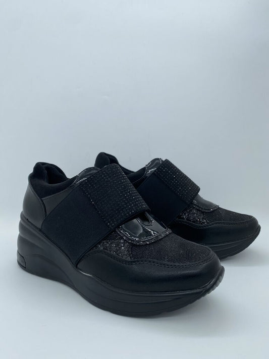 Black Textured Sneakers with Velcro Strap