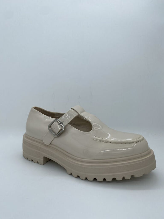 Cream Patent Mary Jane Shoe with Chunky Sole