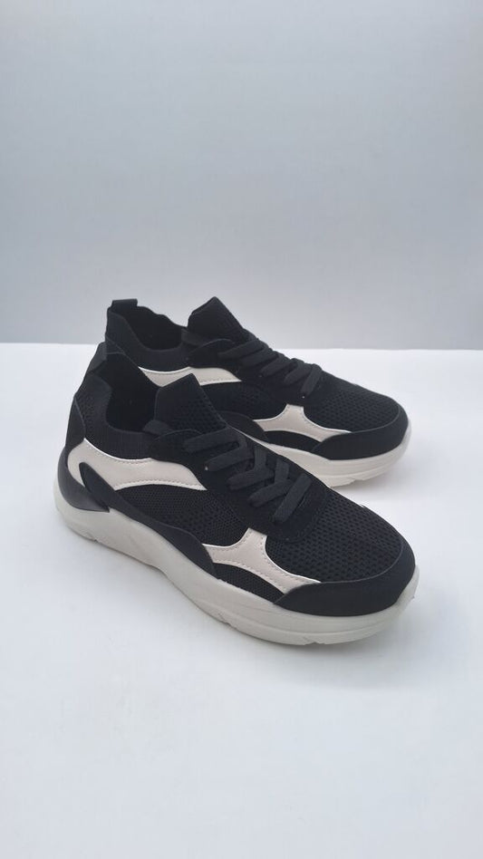 Black Knit Sneakers with Contrast Detail