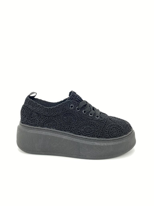 Sneaker Embroidery BLACK