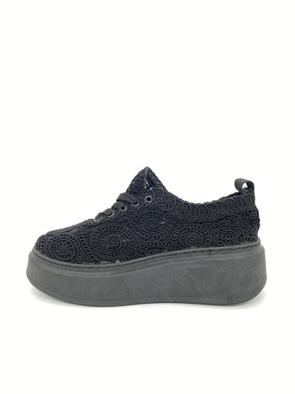 Sneaker Embroidery BLACK