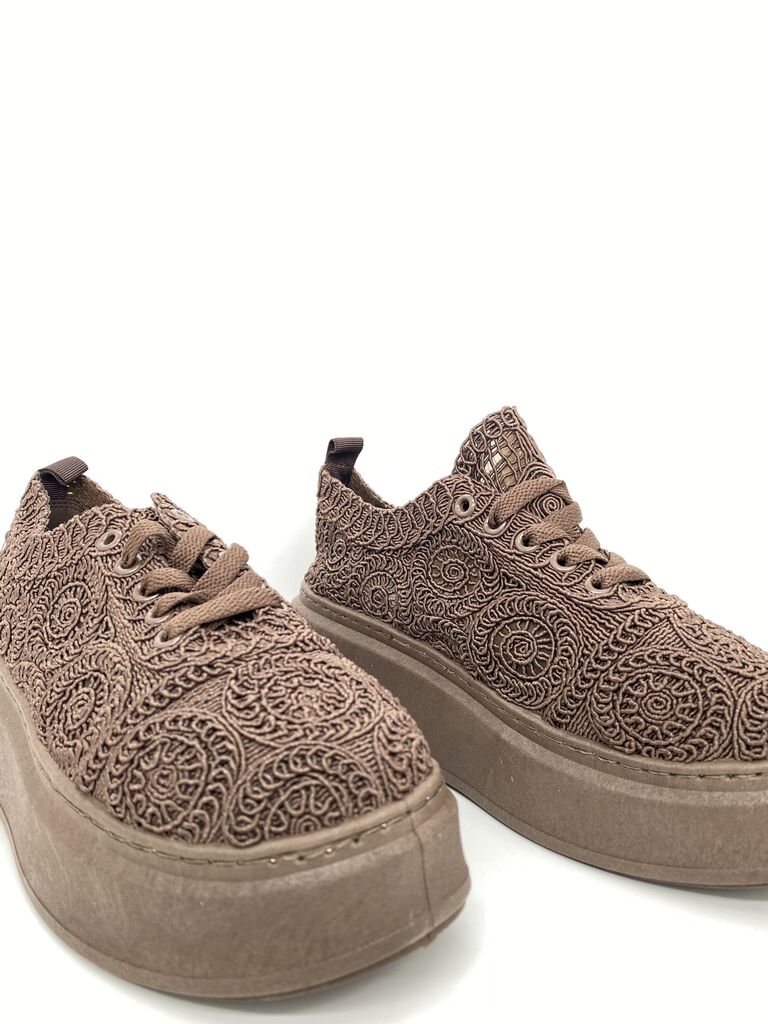 Sneaker Embroidery BROWN