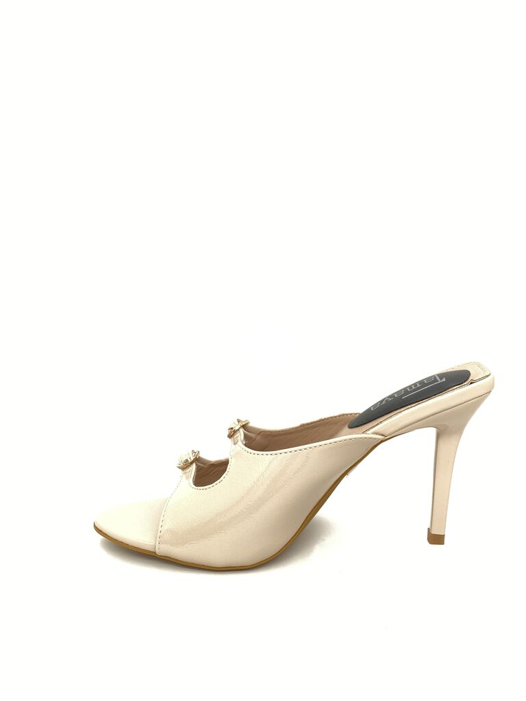 Heeled Mule Open-Toe Vernice NUDE