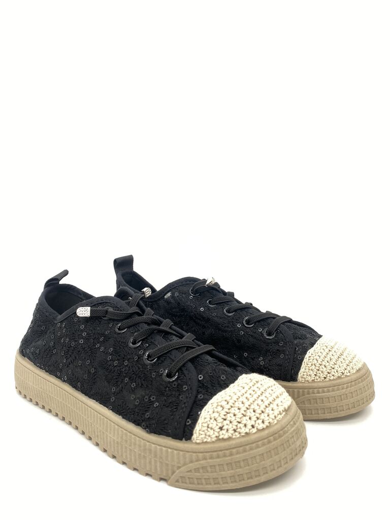 Sneaker Embroidery BLACK