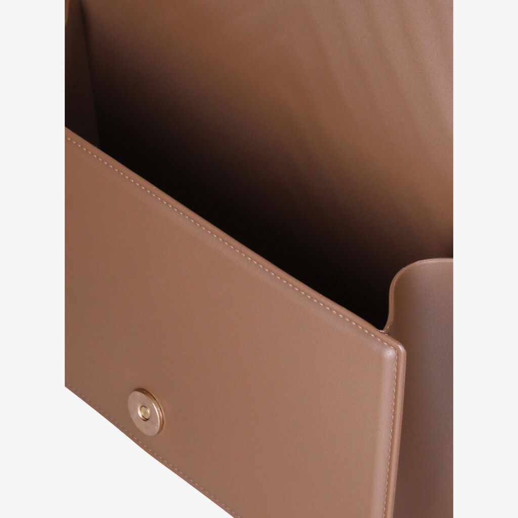 Nude Quilted Shoulder Bag with Chain Accent