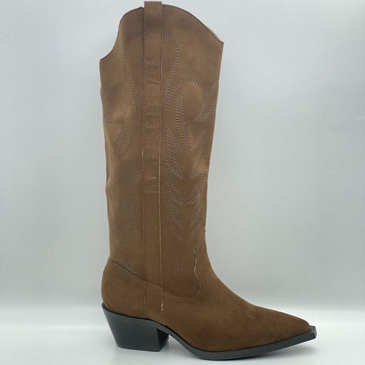 Brown Suede Western Boots with Embroidered Details