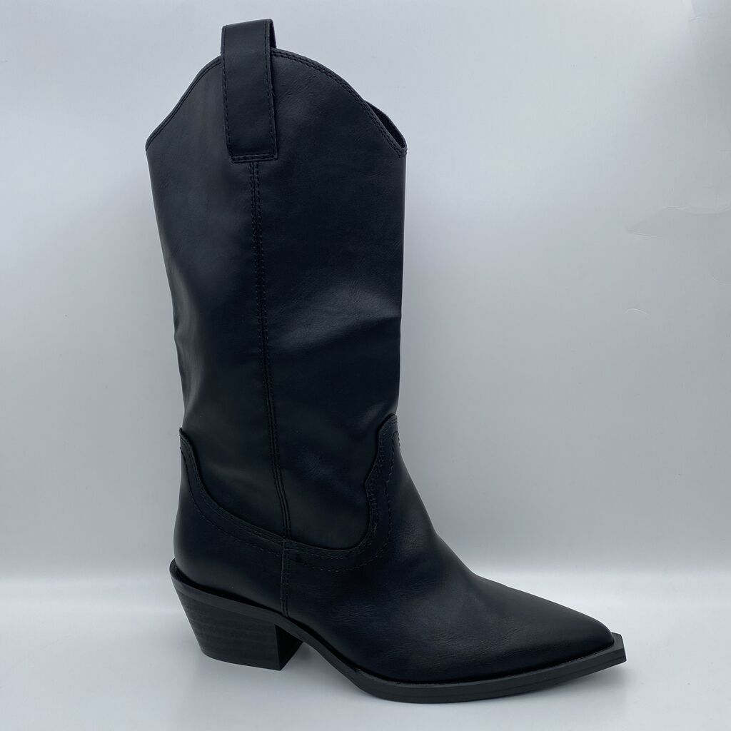 Black Leather Western Boots with Stacked Heel
