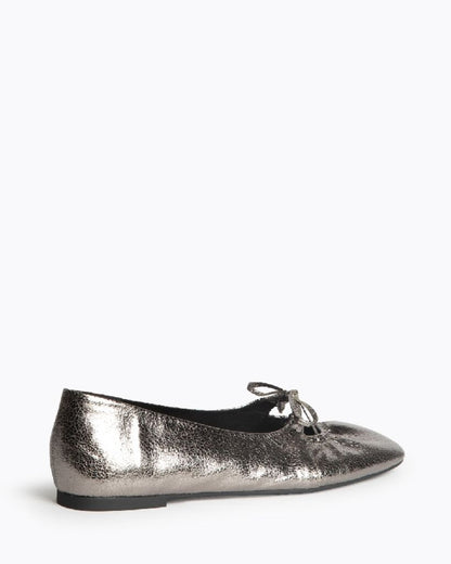 Silver Textured Ballet Flats with Bow Detail