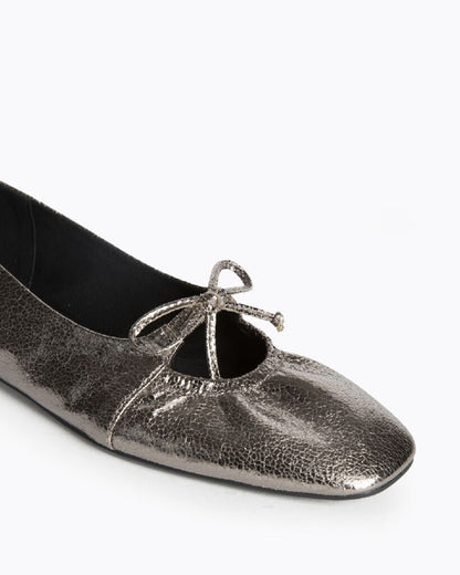 Silver Textured Ballet Flats with Bow Detail