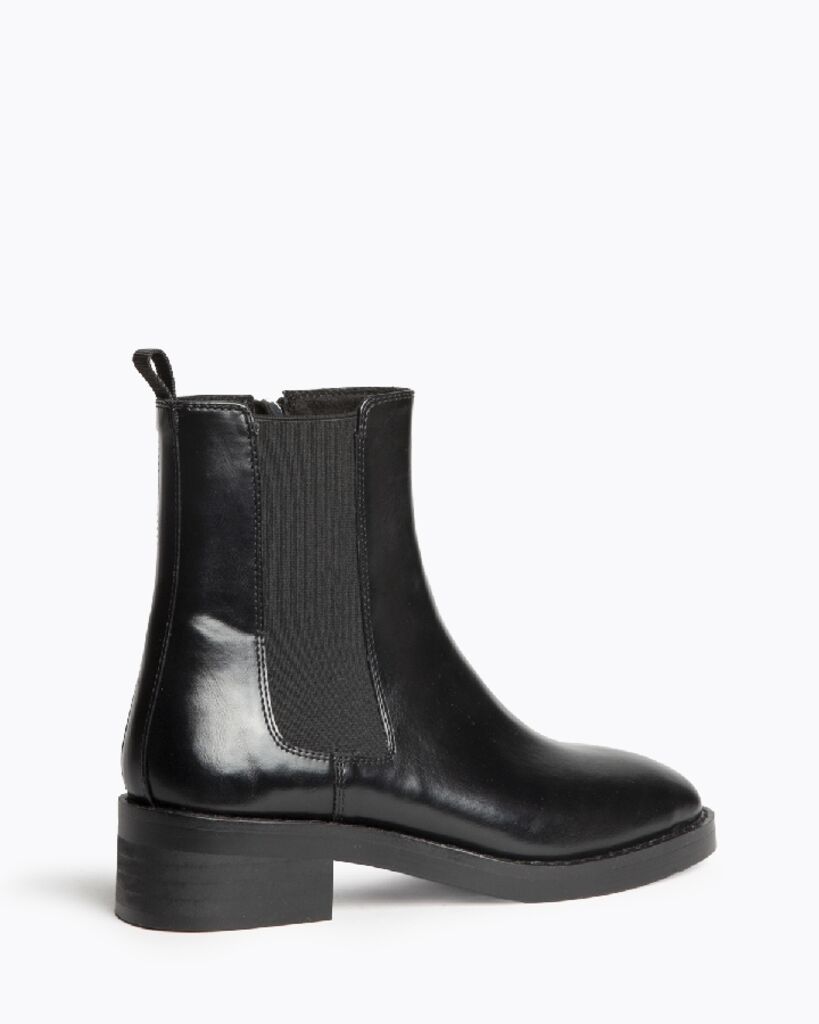 Black Leather Ankle Boot with Elastic Gusset