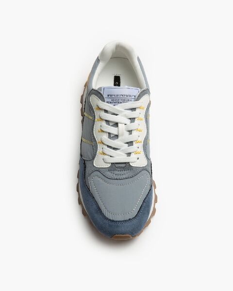 Gray Suede Sneakers with Retro Vibe