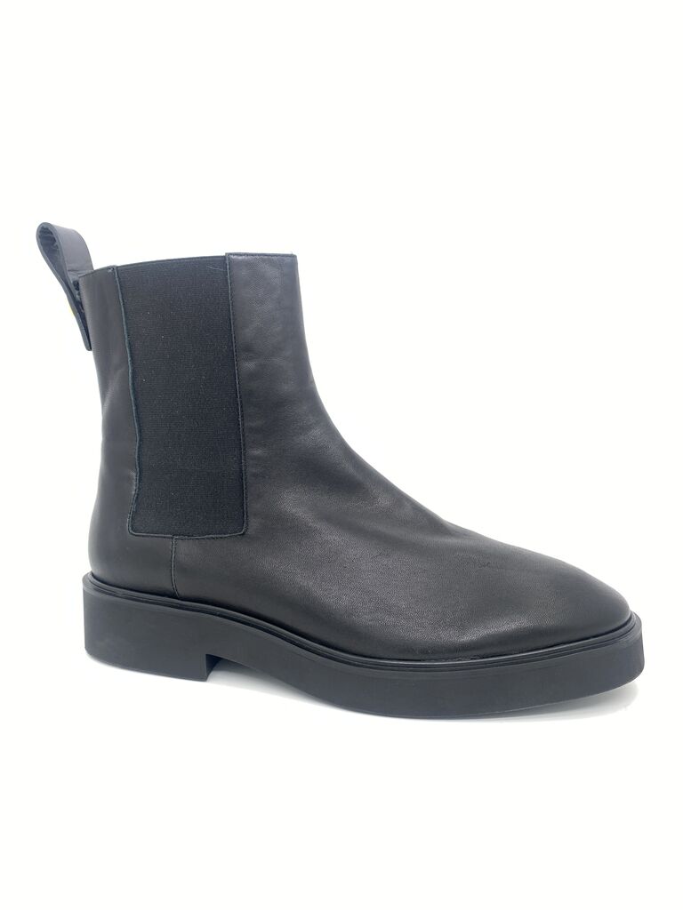 Black Leather Chelsea Boot with Pull Tab