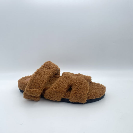 Brown Textured Cozy Slide Sandal
