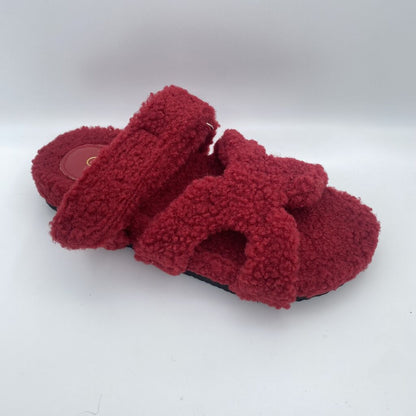 Red Fuzzy Sandals with Soft Plush Texture