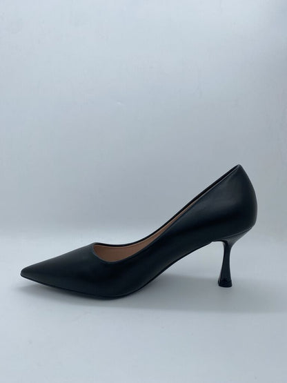 Black Pointed Toe Leather Pumps with Modest Heel