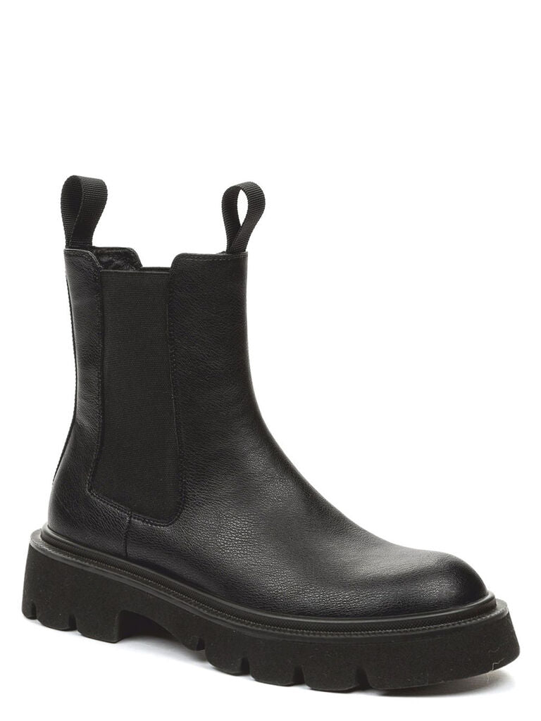 Black Textured Leather Chelsea Boot with Chunky Sole