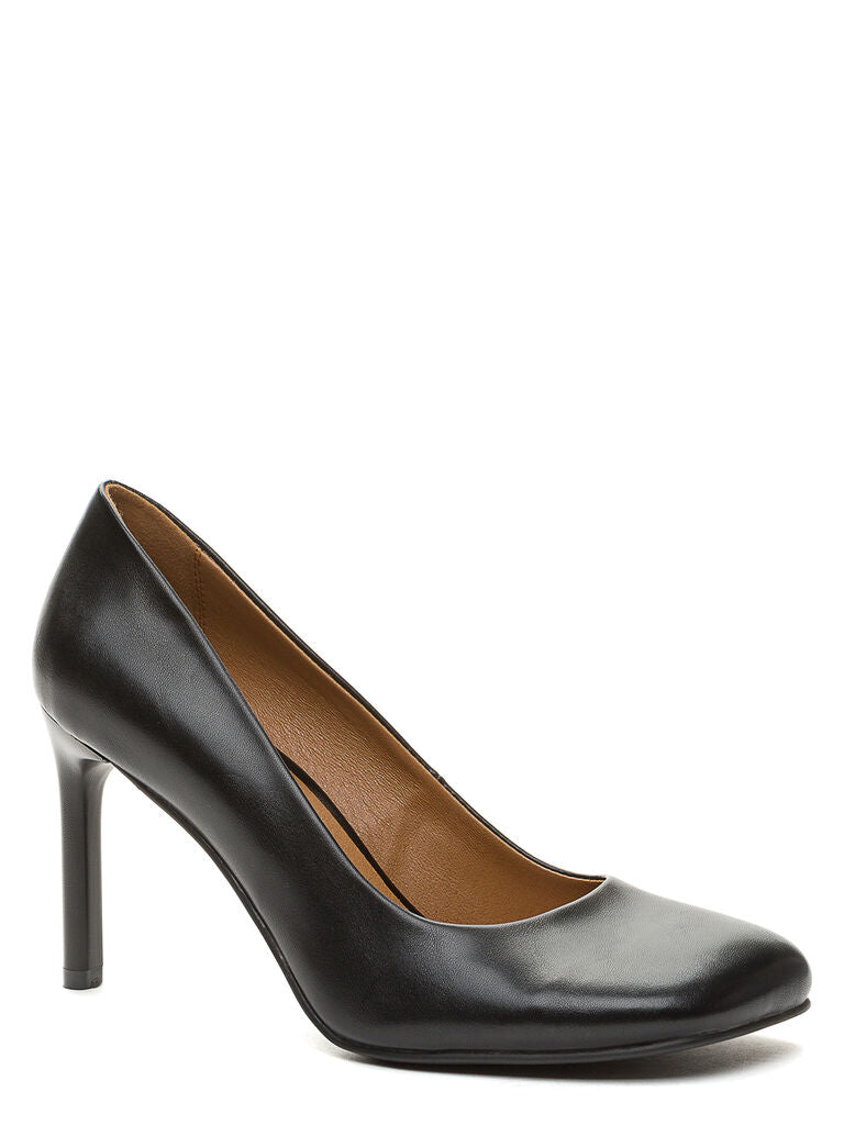 Black Leather Pump with Stiletto Heel